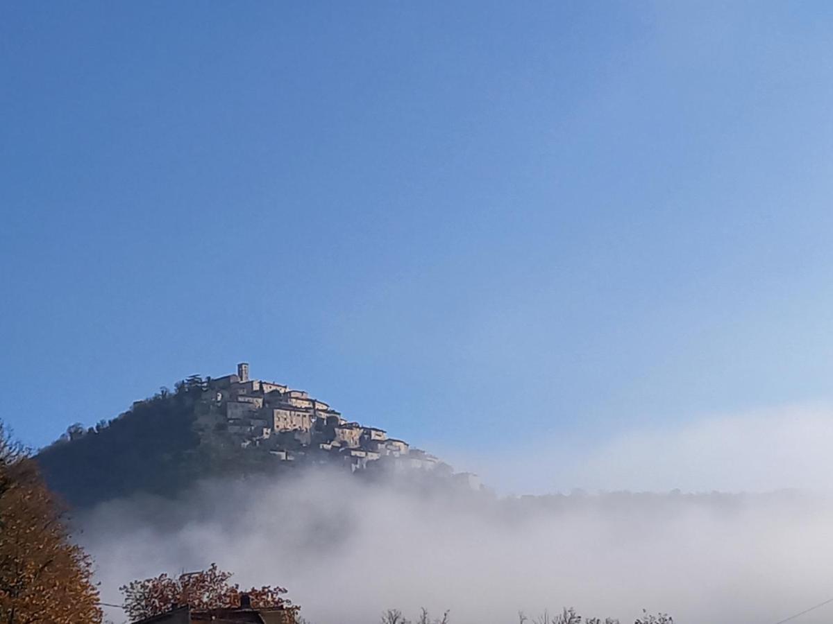Casaletto Santo Spirito Labro Exterior foto
